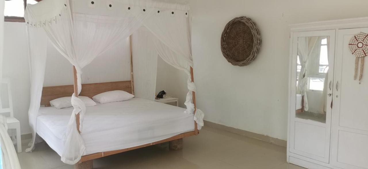 The Village Rua Beach Homestay 외부 사진